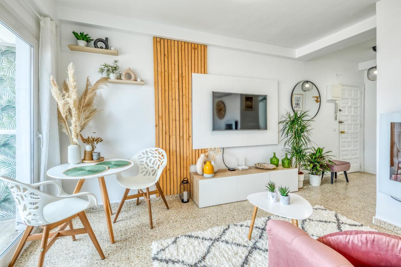 Hanami Avenida De Espana Beach Front - Mountain View إِستيبونا المظهر الخارجي الصورة